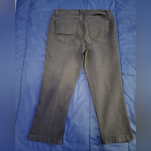 Curve Appeal Capri pants - Picture 2 of 3